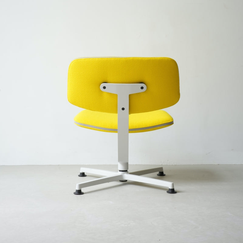 raawii Arba Lounge chair Lounge chair Light grey base / yellow fabric