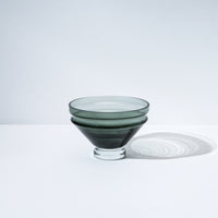 Nicholai Wiig-Hansen - Relæ - glasskål - small - cool grey